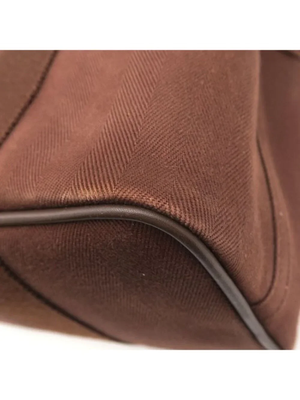 Hermes brand size